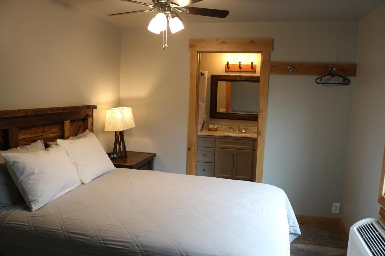 Columbine Inn (Adults Only) Estes Park Exterior photo